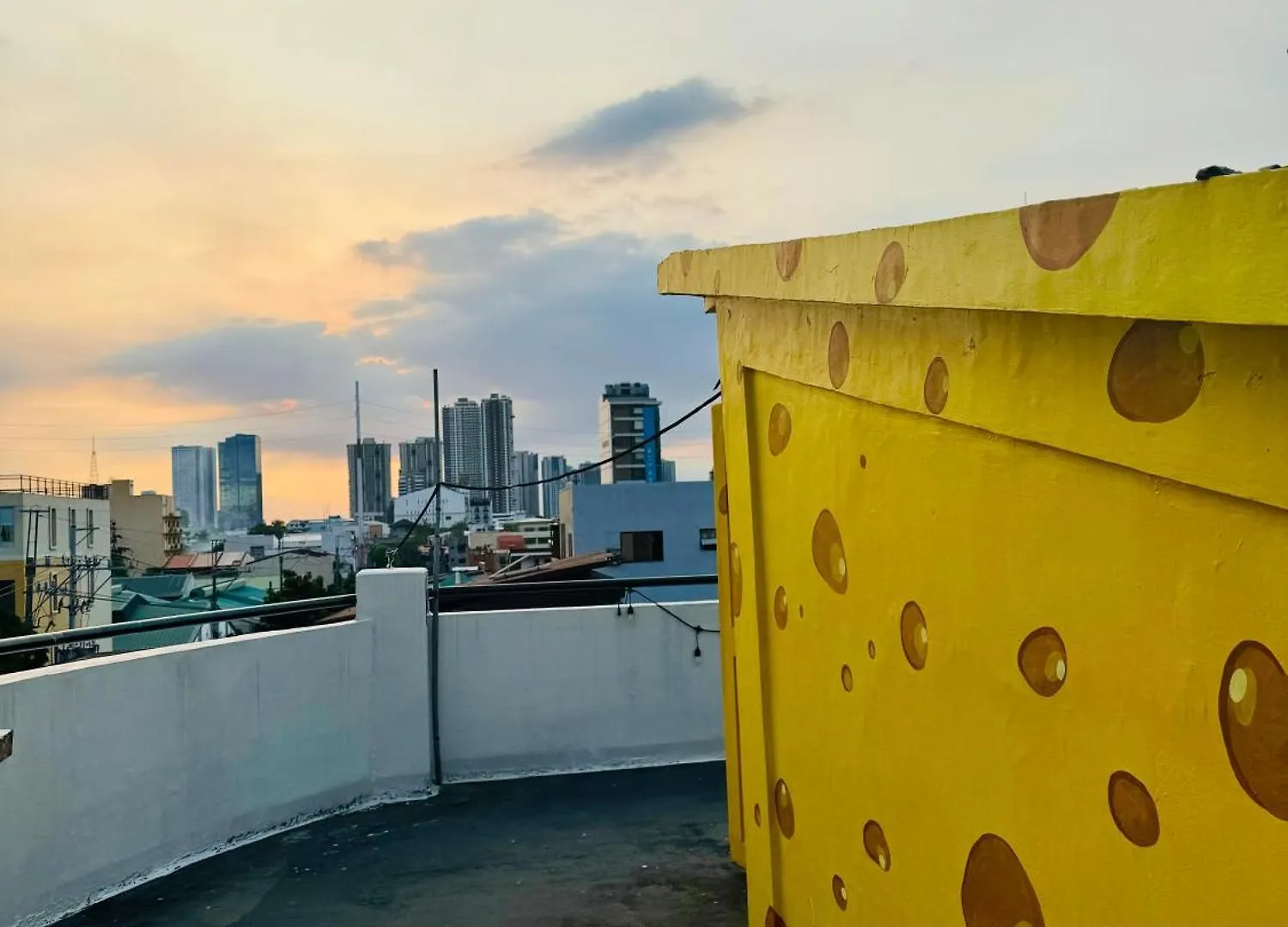 Cheese Hostel Manila Makati City